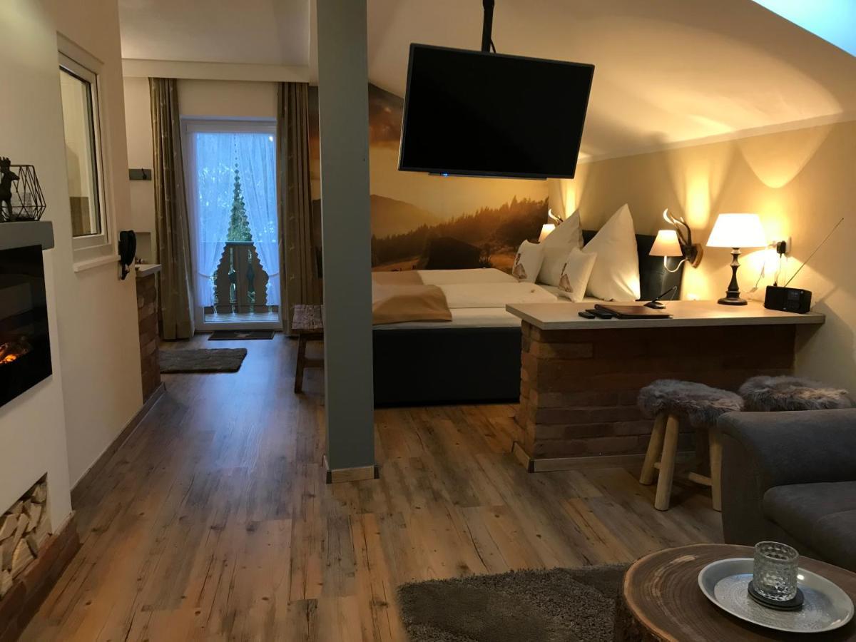 Zur Neuen Post Landgasthof Herzogsreut Luaran gambar